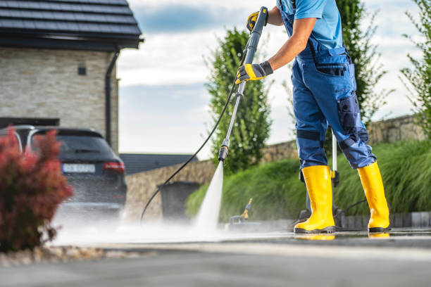 Best Sidewalk and Walkway Cleaning  in Ferguson, MO
